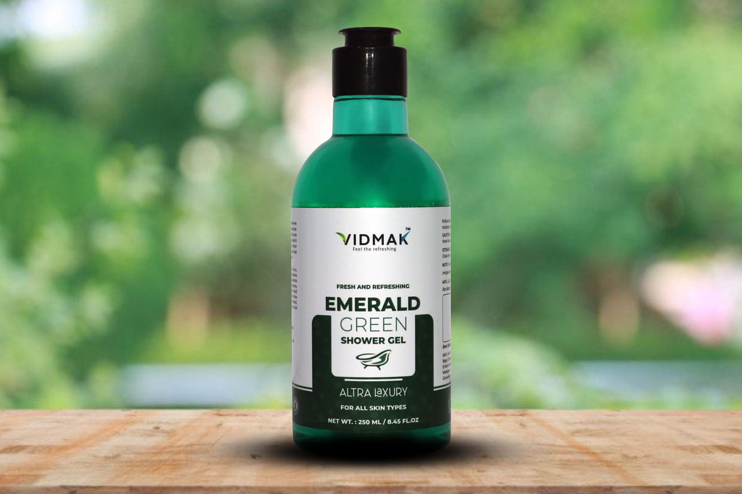 Refreshing Emerald Green Shower Gel with Aloe Vera & Licorice | Gently Cleanses, Hydrates & Brightens Dull Skin | Paraben-Free Daily Body Wash | For Men & Women – 250ml